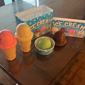 Ice cream playset Melissa & Doug